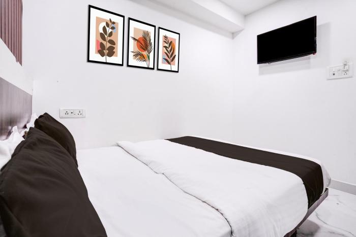 super collection o lokhandwala andheri west formerly white star