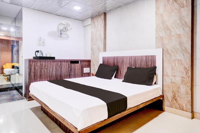 super collection o lokhandwala andheri west formerly white star