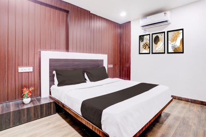 super collection o lokhandwala andheri west formerly white star