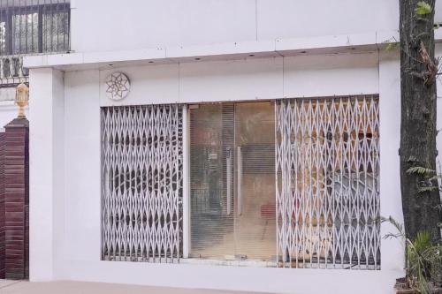 super collection o lokhandwala andheri west formerly white star