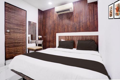 super collection o lokhandwala andheri west formerly white star
