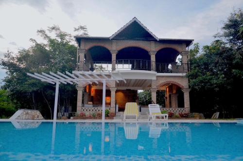 arbor road estate