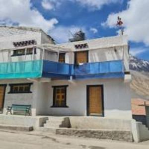 lhaksam homestay by stayapart