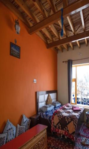 lhaksam homestay by stayapart