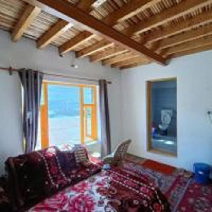 lhaksam homestay by stayapart