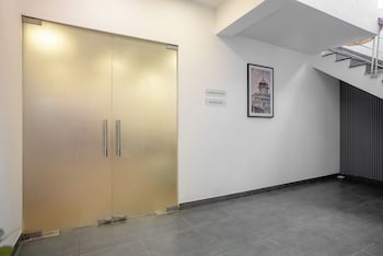 Enkay Residency Sector 15,,4 star