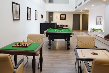 enkay residency sector 15