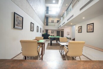 enkay residency sector 15