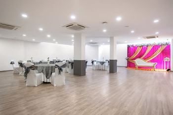 enkay residency sector 15