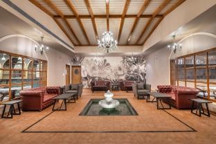 the white resort and spa pawna