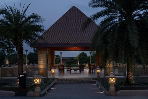 the white resort and spa pawna