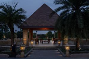 the white resort and spa pawna