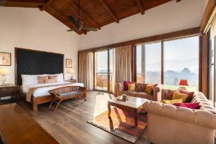 the white resort and spa pawna