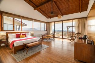 the white resort and spa pawna