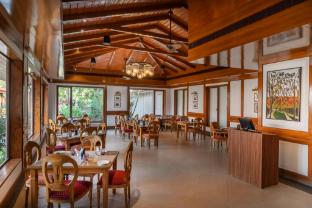 the white resort and spa pawna