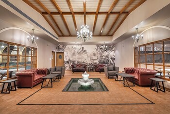 the white resort and spa pawna