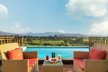 the white resort and spa pawna