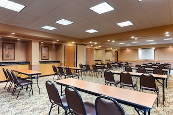 hampton inn and suites pharr