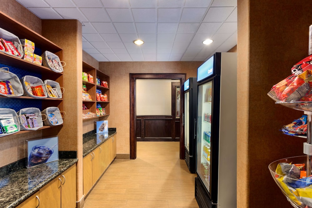 hampton inn and suites pharr