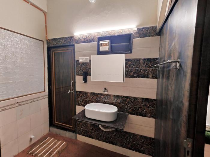 shivalay premium homestay