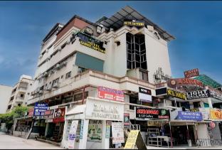 Hotel Captown Inn,,3 star