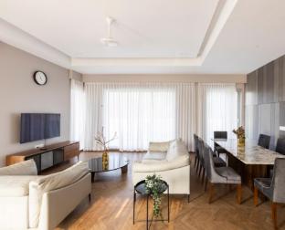 Red Tree Villa Nandgaon,,5 star