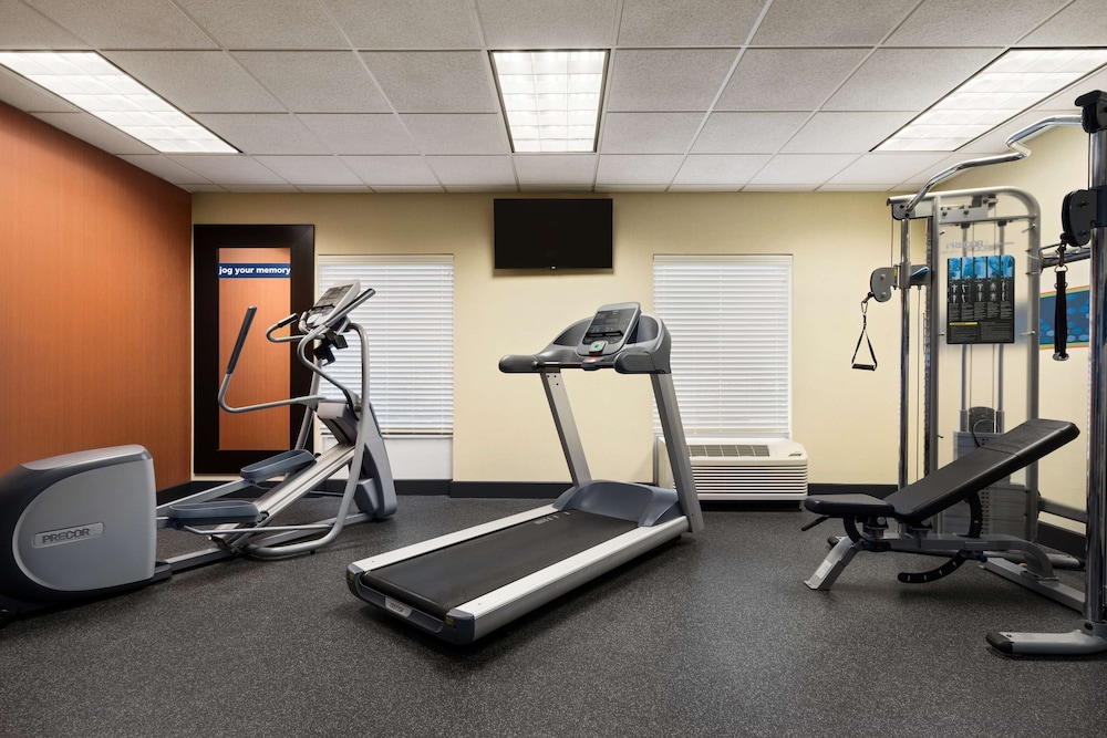 hampton inn and suites bluffton sun city