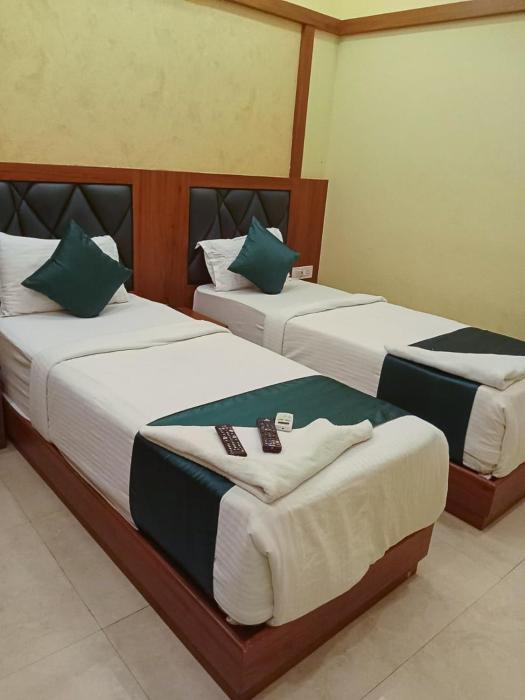 hotel downtown near us embassy