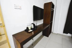 azya hotel
