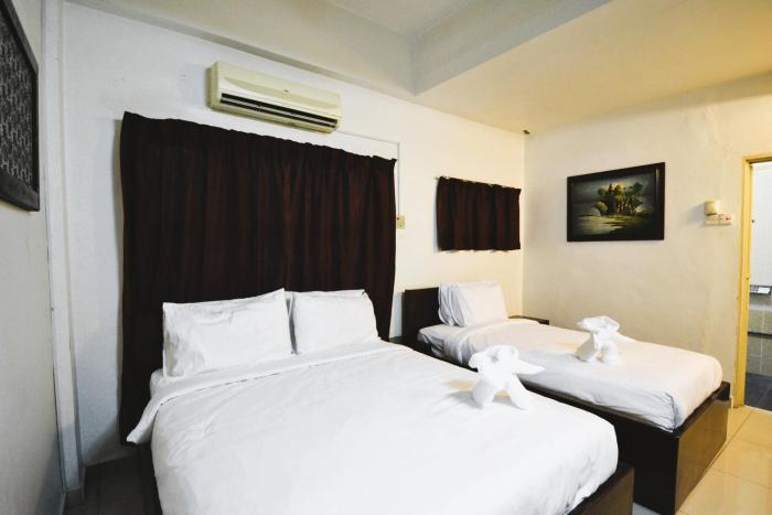 azya hotel