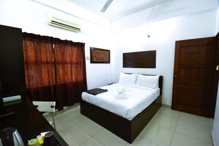 azya hotel
