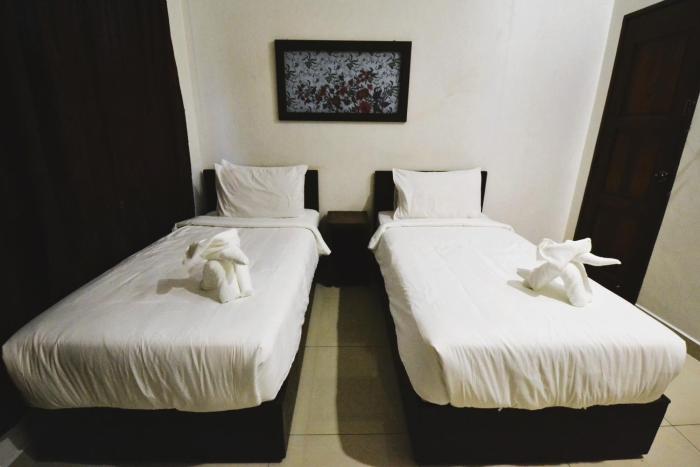 azya hotel