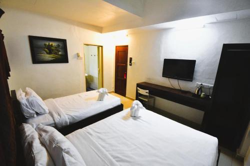 azya hotel