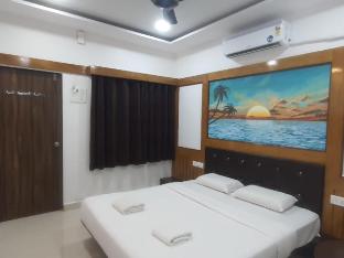 shree lakshmi home stay tarkarli