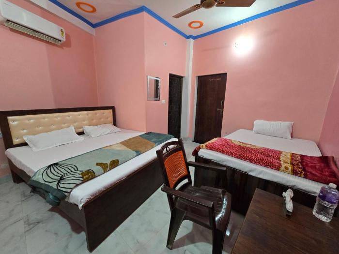 avadh dham guest house