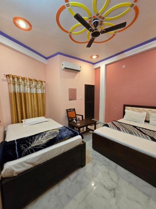 avadh dham guest house