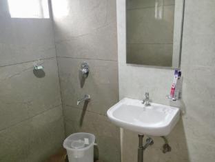 hotel aasare inn