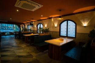 Hotel Aasare Inn,,2 star