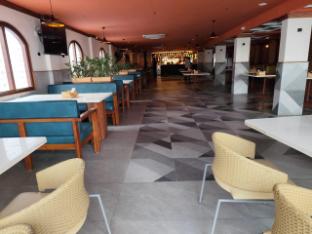 Hotel Aasare Inn,,2 star