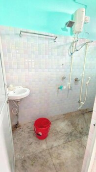 Maa Durga Guest Inn,,2 star