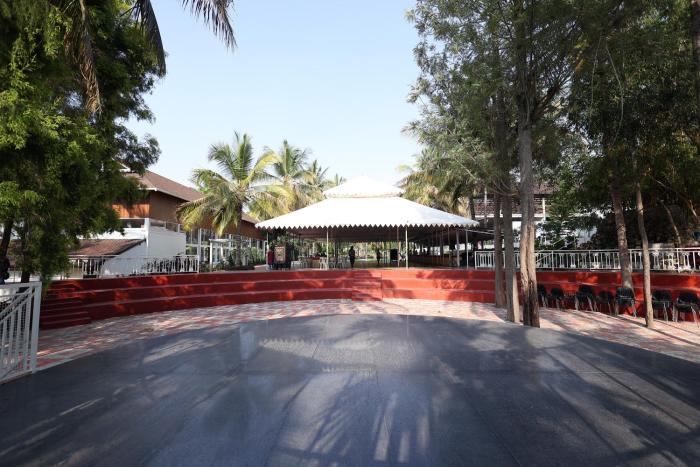 gubbi goodu green resort