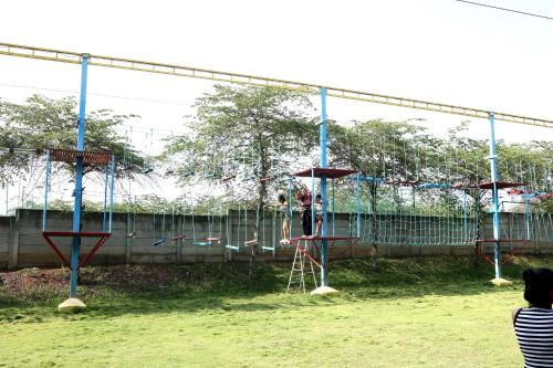 gubbi goodu green resort