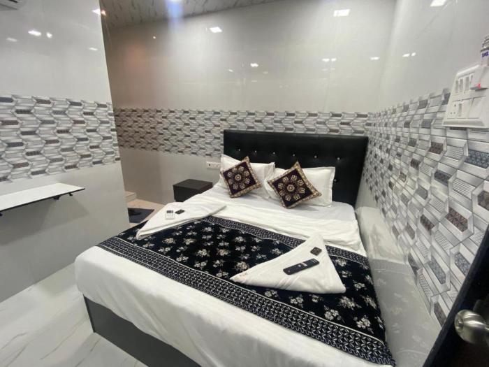 hotel o sai residency