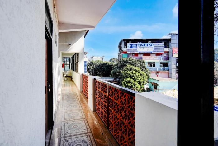 hotel o survey chowk bus terminal dehradun