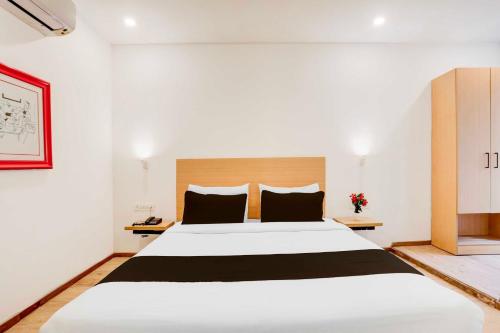 collection o sector 64 near worldmark gurugram