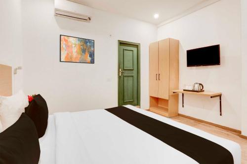 collection o sector 64 near worldmark gurugram