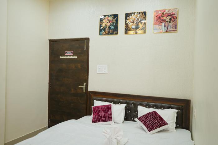 hotel adarsh
