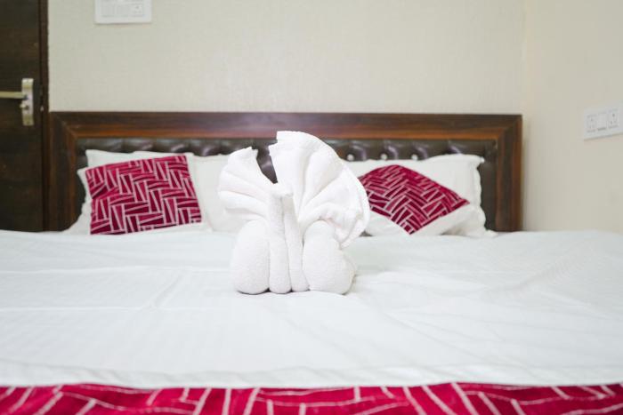 hotel adarsh