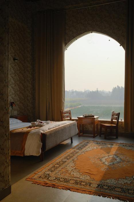 qila hotel