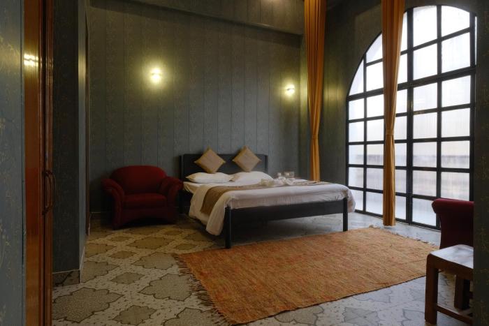 qila hotel